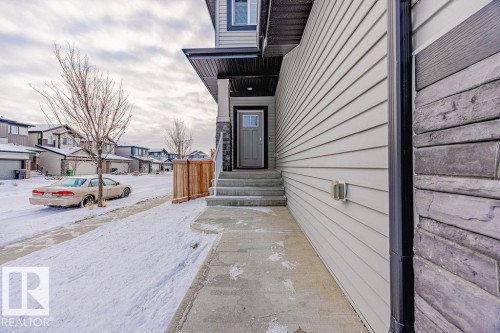 704 Conroy Crest, Edmonton, AB - Outdoor