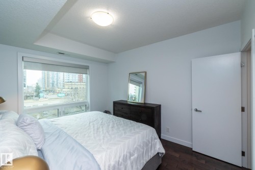 505 10055 118 Street, Edmonton, AB - Indoor Photo Showing Bedroom