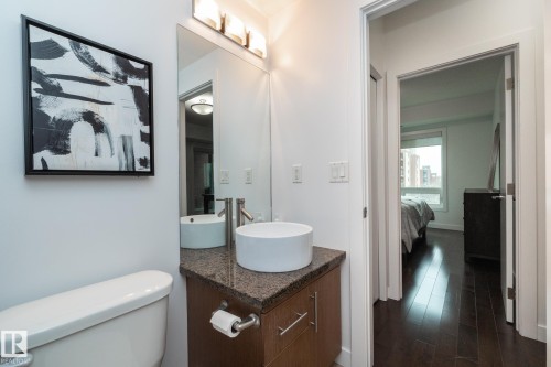 505 10055 118 Street, Edmonton, AB - Indoor Photo Showing Bathroom