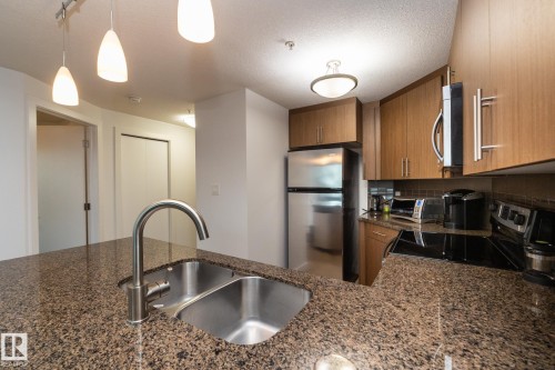 505 10055 118 Street, Edmonton, AB - Indoor Photo Showing Kitchen With Double Sink