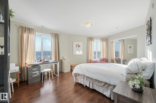 402 530 Hooke Road, Edmonton, AB - Indoor Photo Showing Bedroom