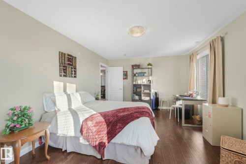 402 530 Hooke Road, Edmonton, AB - Indoor Photo Showing Bedroom