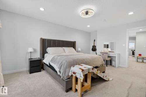 17727 13 Avenue, Edmonton, AB - Indoor Photo Showing Bedroom
