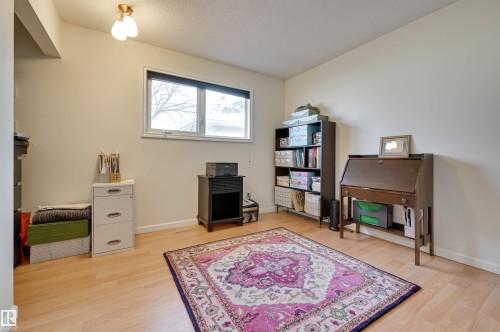 6704 94 Avenue, Edmonton, AB - Indoor