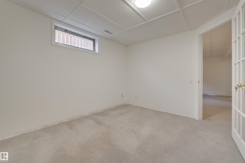 6704 94 Avenue, Edmonton, AB - Indoor Photo Showing Other Room
