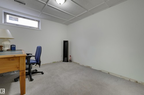 6704 94 Avenue, Edmonton, AB - Indoor