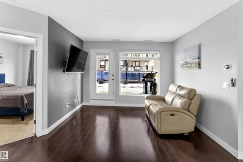 212 5151 Windermere Boulevard, Edmonton, AB - Indoor Photo Showing Other Room