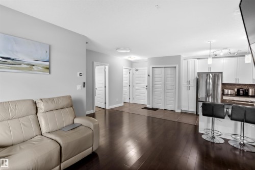 212 5151 Windermere Boulevard, Edmonton, AB - Indoor