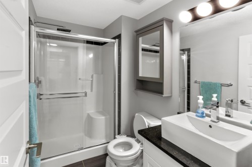 212 5151 Windermere Boulevard, Edmonton, AB - Indoor Photo Showing Bathroom