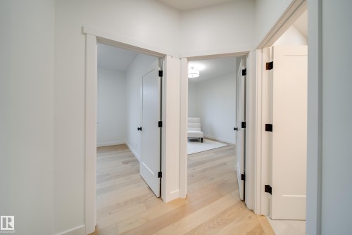 40A Valleyview Crescent, Edmonton, AB - Indoor Photo Showing Other Room
