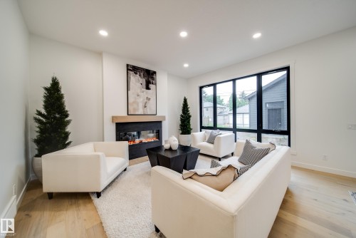 40A Valleyview Crescent, Edmonton, AB - Indoor With Fireplace