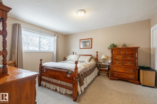 4317 53 Street, Wetaskiwin, AB - Indoor Photo Showing Bedroom