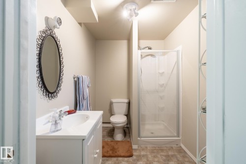 4317 53 Street, Wetaskiwin, AB - Indoor Photo Showing Bathroom