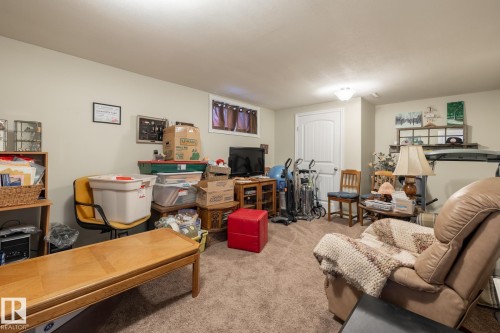 4317 53 Street, Wetaskiwin, AB - Indoor