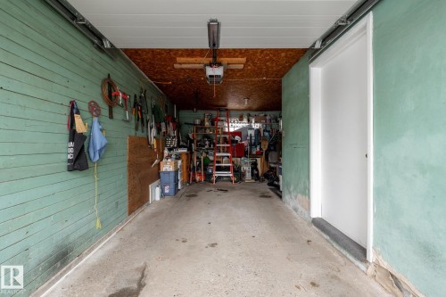 4317 53 Street, Wetaskiwin, AB - Indoor Photo Showing Garage