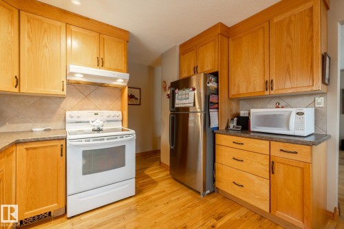 4317 53 Street, Wetaskiwin, AB - Indoor Photo Showing Kitchen