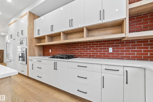 10537 136 Street, Edmonton, AB - Indoor Photo Showing Kitchen