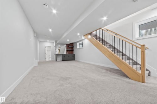 10537 136 Street, Edmonton, AB - Indoor Photo Showing Other Room