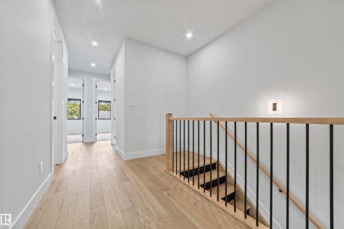 10537 136 Street, Edmonton, AB - Indoor Photo Showing Other Room