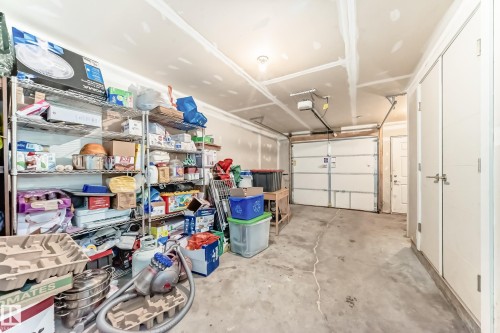 11 2560 Pegasus Boulevard, Edmonton, AB - Indoor Photo Showing Garage