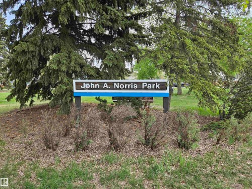 11207 128 Street, Edmonton, AB 