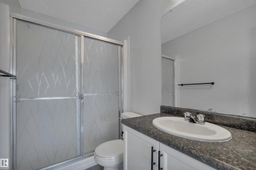 72 3075 Trelle Crescent, Edmonton, AB - Indoor Photo Showing Bathroom