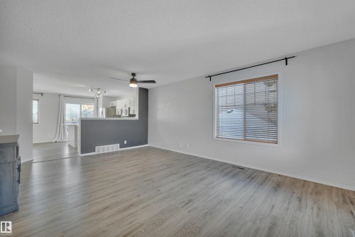 72 3075 Trelle Crescent, Edmonton, AB - Indoor Photo Showing Other Room