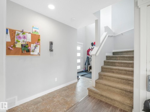 4503 126 Avenue, Edmonton, AB - Indoor Photo Showing Other Room