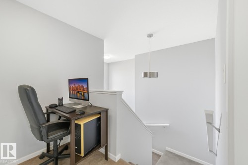 4503 126 Avenue, Edmonton, AB - Indoor Photo Showing Office