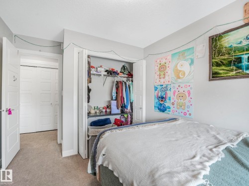 4503 126 Avenue, Edmonton, AB - Indoor Photo Showing Bedroom