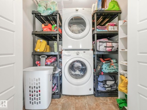 4503 126 Avenue, Edmonton, AB - Indoor Photo Showing Laundry Room