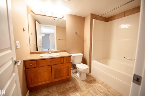 116 300 Palisades Way, Sherwood Park, AB - Indoor Photo Showing Other Room