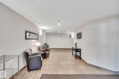 116 300 Palisades Way, Sherwood Park, AB - Indoor Photo Showing Other Room