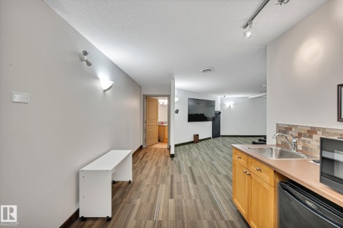 116 300 Palisades Way, Sherwood Park, AB - Indoor Photo Showing Other Room