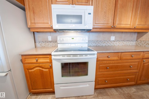 116 300 Palisades Way, Sherwood Park, AB - Indoor Photo Showing Bedroom