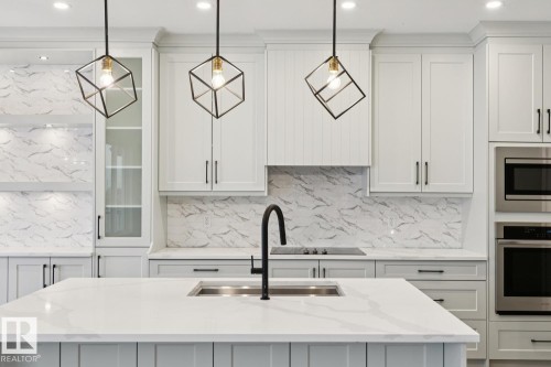 6275 19 Street, Rural Leduc County, AB - Indoor Photo Showing Kitchen With Upgraded Kitchen
