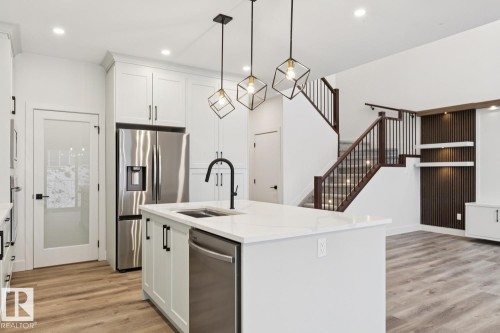 6275 19 Street, Rural Leduc County, AB - Indoor Photo Showing Kitchen With Upgraded Kitchen