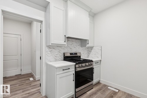 6275 19 Street, Rural Leduc County, AB - Indoor Photo Showing Kitchen