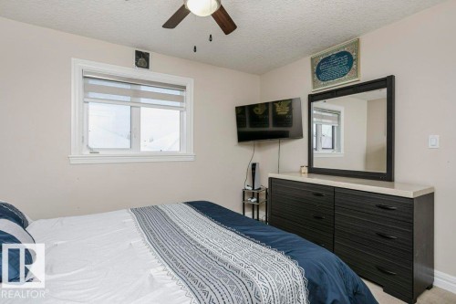 1520 67 Street, Edmonton, AB - Indoor Photo Showing Bedroom