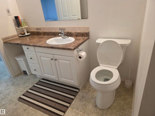 185 Willow Drive, Breton, AB - Indoor Photo Showing Bathroom