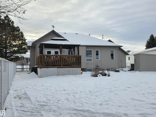 185 Willow Drive, Breton, AB - Outdoor With Deck Patio Veranda