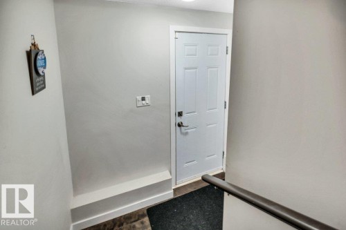 5121 1B Avenue, Edmonton, AB - Indoor Photo Showing Other Room