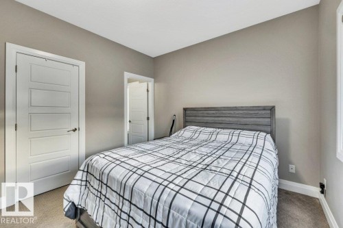 5121 1B Avenue, Edmonton, AB - Indoor Photo Showing Bedroom