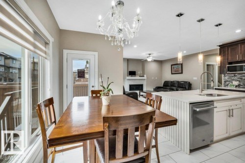 5121 1B Avenue, Edmonton, AB - Indoor Photo Showing Dining Room