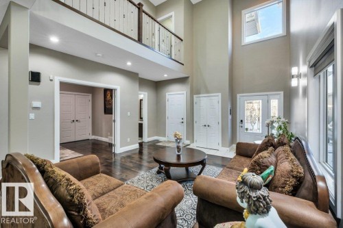 5121 1B Avenue, Edmonton, AB - Indoor