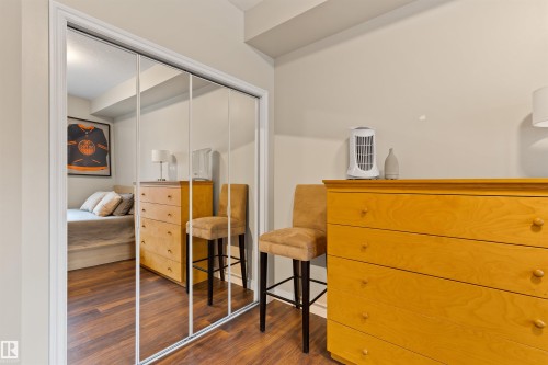 202 10116 80 Avenue, Edmonton, AB - Indoor