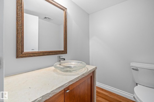 202 10010 119 Street, Edmonton, AB - Indoor Photo Showing Bathroom