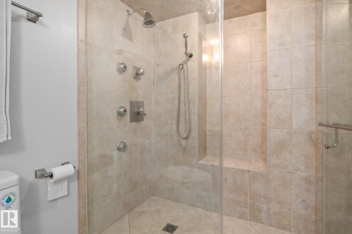 202 10010 119 Street, Edmonton, AB - Indoor Photo Showing Bathroom