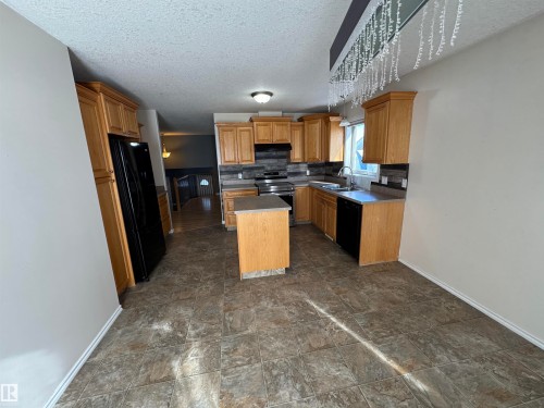 5741 48 Avenue, St. Paul Town, AB - Indoor Photo Showing Kitchen With Double Sink