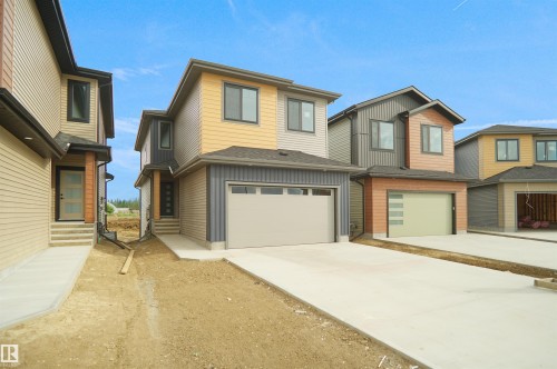 23 Trill Point(E), Spruce Grove, AB - Outdoor